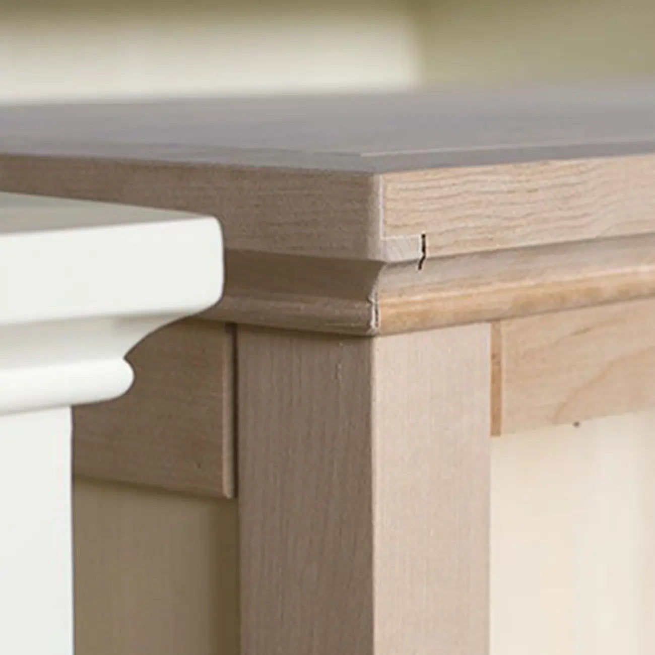 Contemporary White Wooden Double Dresser for Bedroom Use