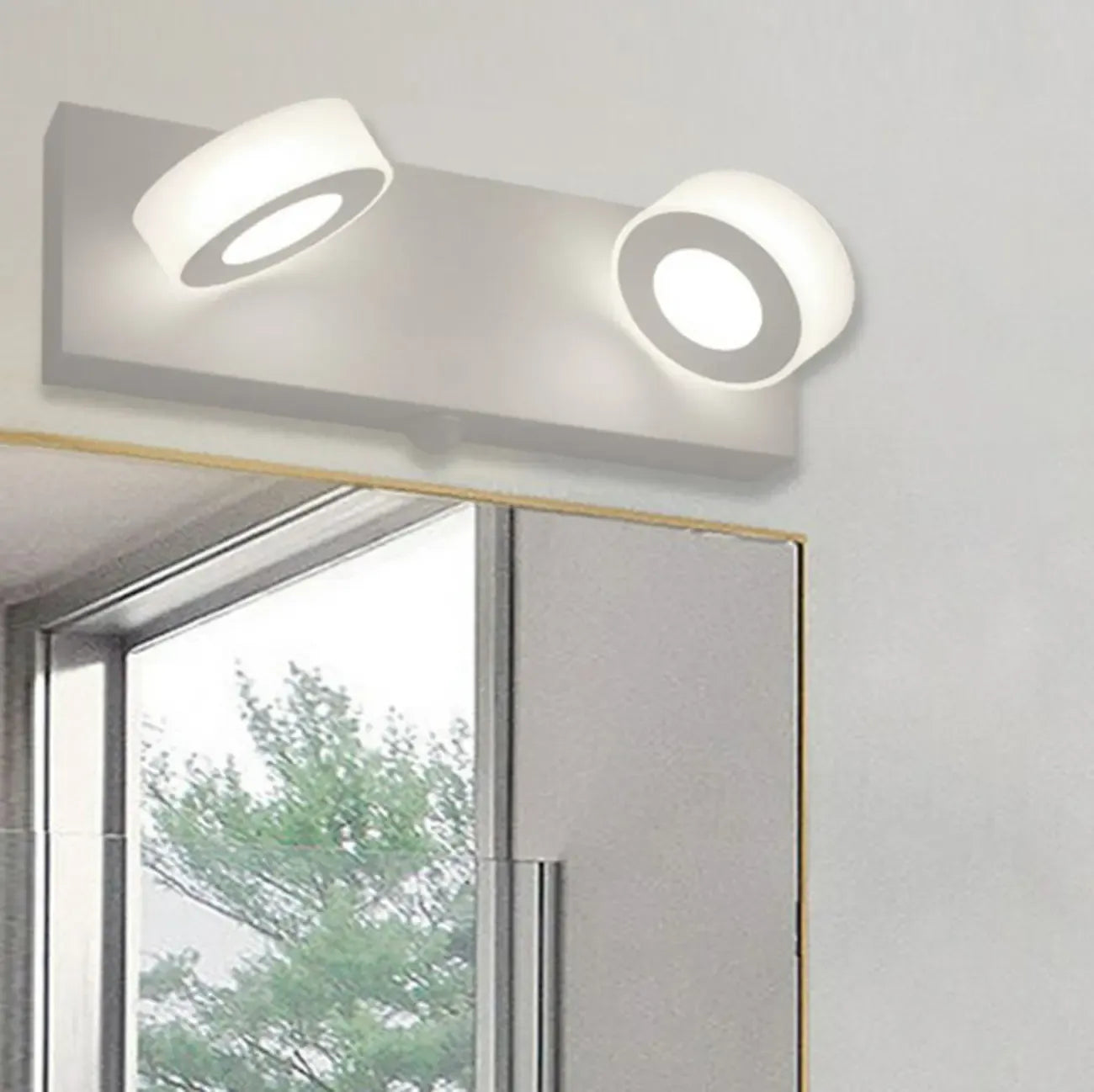 Modern 4 head Circular LED Vanity Light for Bathroom Mirror
