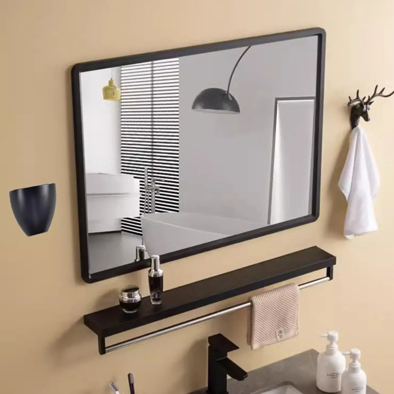 Modern Black Wall-Mounted LED Vanity Light for Bathroom