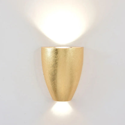 Modern Black Wall-Mounted LED Vanity Light for Bathroom