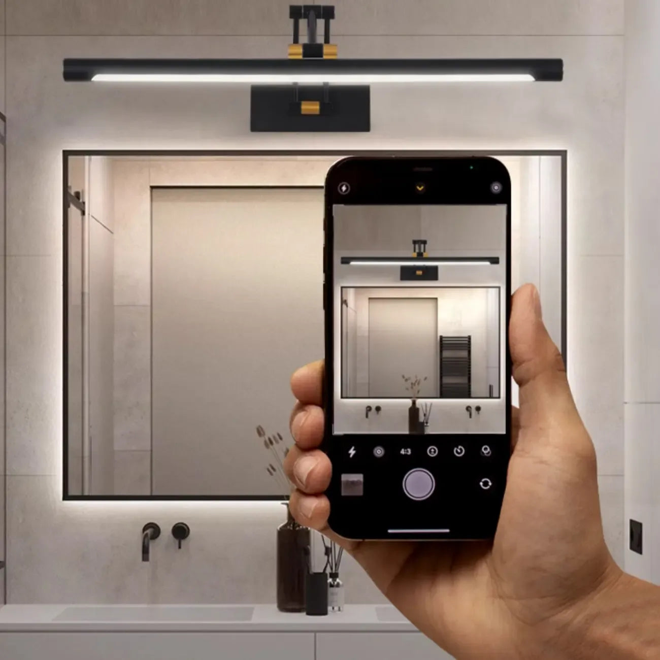 Minimalistic Linear LED Vanity Light Bar for Bathroom Decor