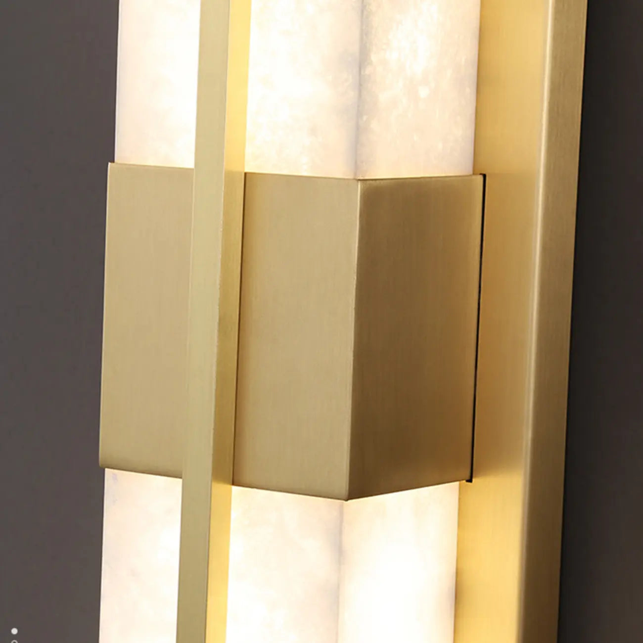 Modern Art Alloy Rectangular Wall light
