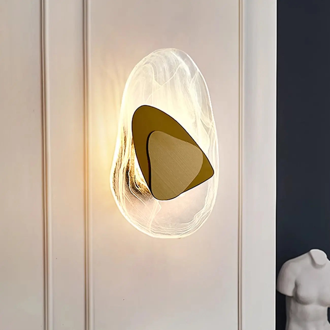 Post-Modern Crystal LED Wall Sconce for Living Room Decor