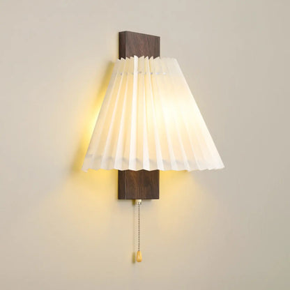 Modern Pleated Wall Sconce with Pull Chain for Living Room