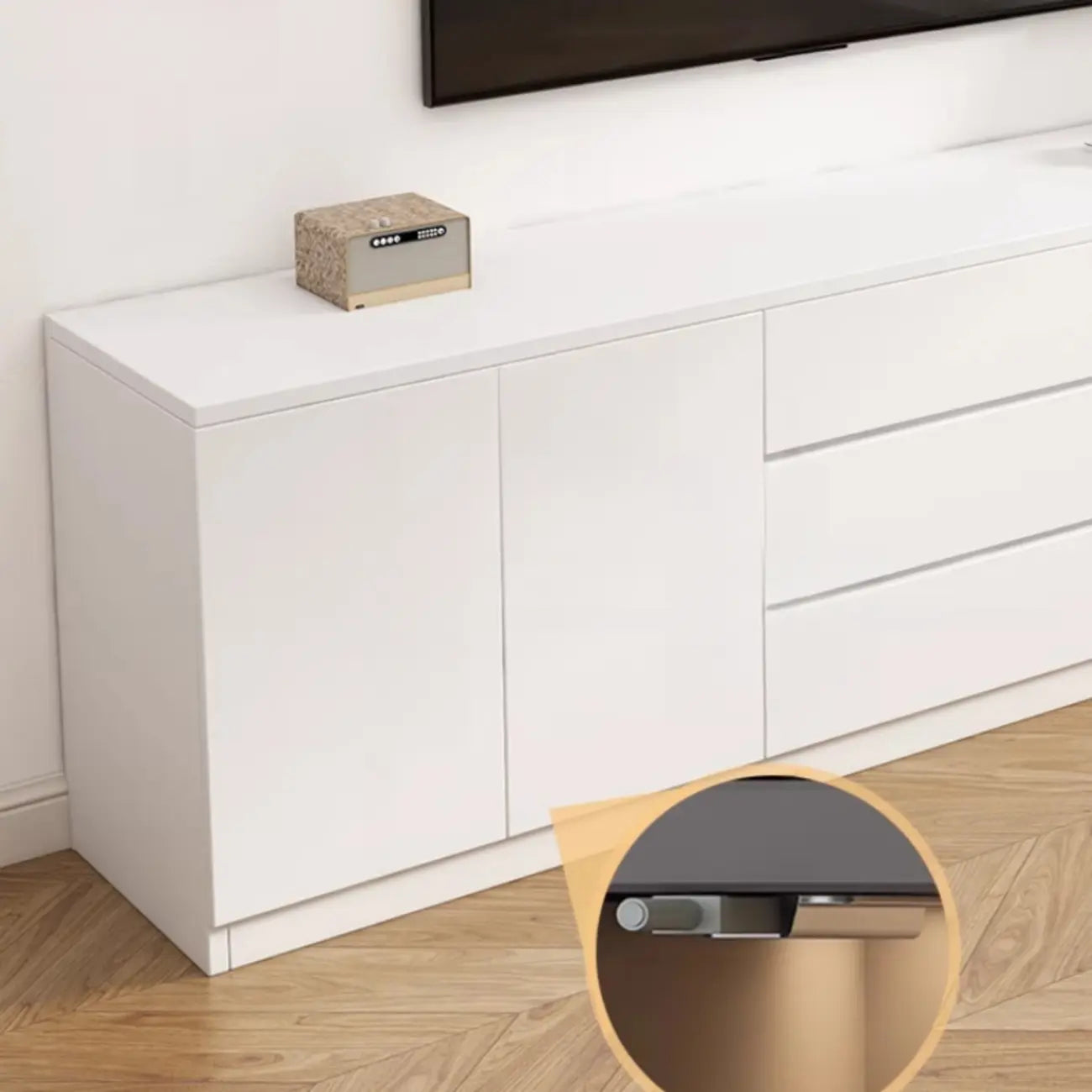 Modern Wooden TV Stand with Shelves and Cabinets