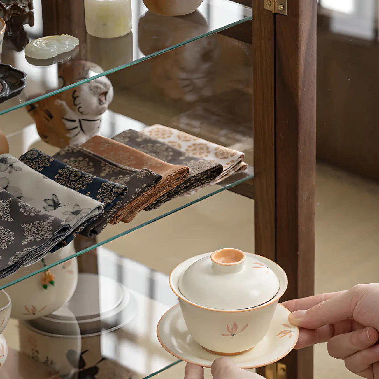 Wooden Tabletop Display Cabinet Glass Doors